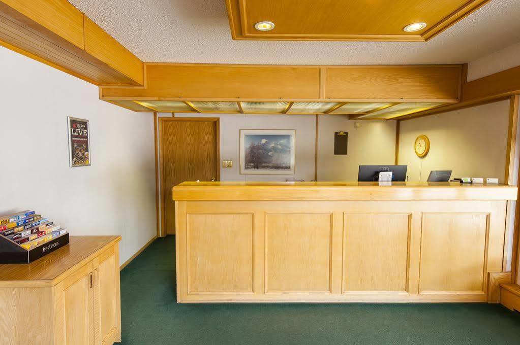 The Dorothy Motel バンフ エクステリア 写真